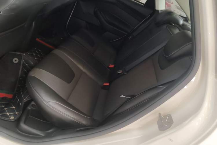 Used Ford Focus 2012 Sedan 1.6L Automatic Fashion Edition Left Rear Seat