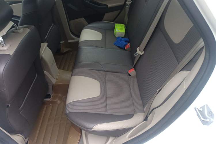 Used Ford Focus 2012 Sedan 1.6L Automatic Fashion Edition Left Rear Seat