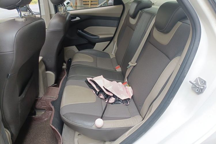 Used Ford Focus 2012 Sedan 1.6L Automatic Fashion Edition Left Rear Seat
