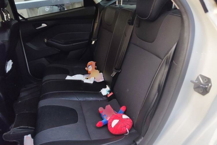 Used Ford Focus 2012 Sedan 1.6L Automatic Fashion Edition Left Rear Seat