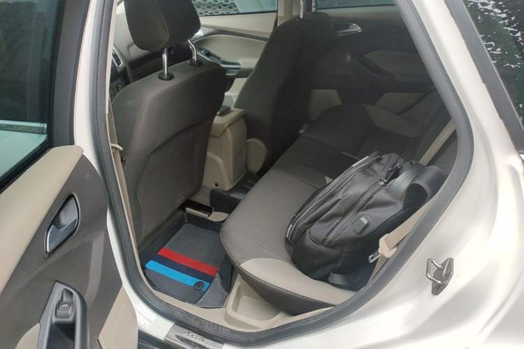 Used Ford Focus 2012 Sedan 1.6L Manual Comfort Model Left Rear Seat