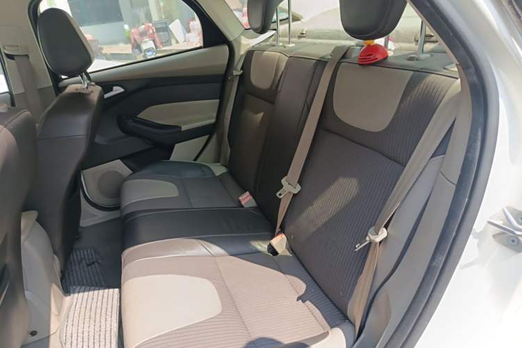 Used Ford Focus 2012 Sedan 1.6L Automatic Fashion Edition Left Rear Seat