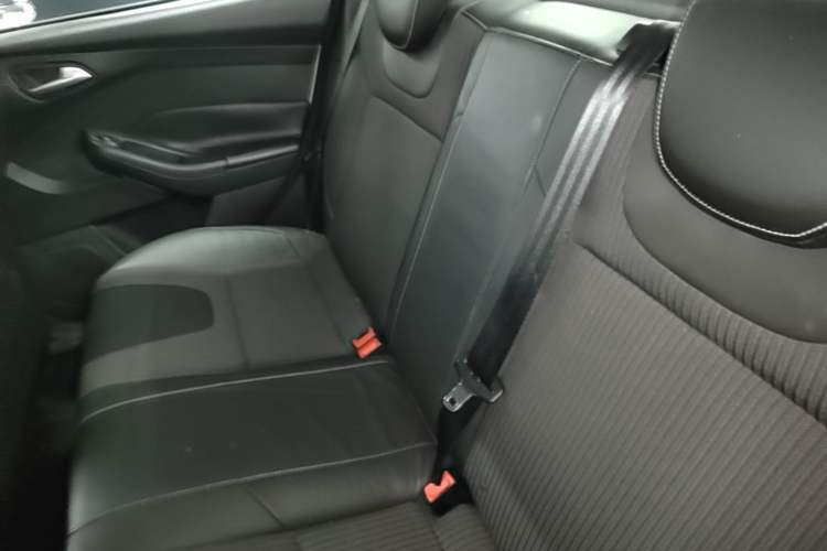 Used Ford Focus 2012 Sedan 1.6L Automatic Fashion Edition Left Rear Seat