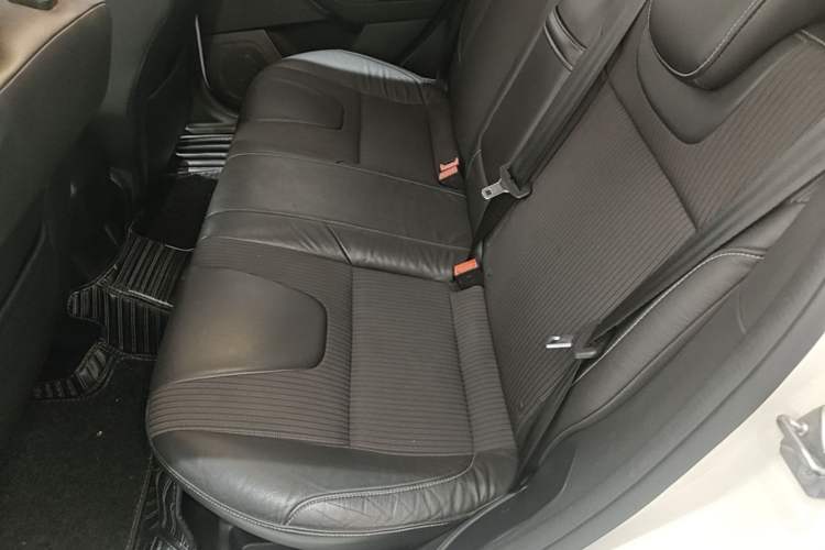 Used Ford Focus 2012 Hatchback 2.0L Automatic Luxury Sport Model Left Rear Seat