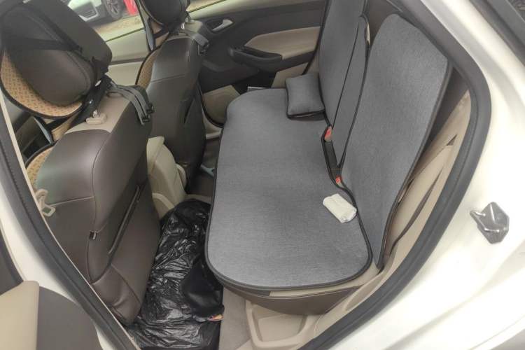 Used Ford Focus 2012 Sedan 1.6L Automatic Fashion Edition Left Rear Seat