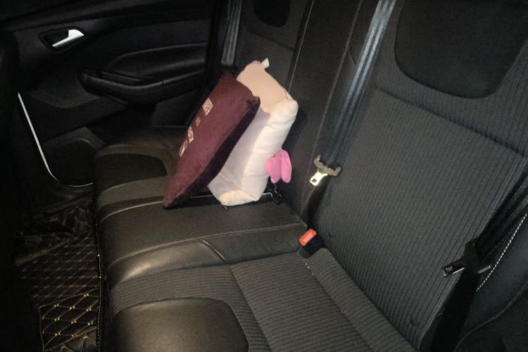 Used Ford Focus 2012 Hatchback 1.6L Automatic Fashion Edition Left Rear Seat