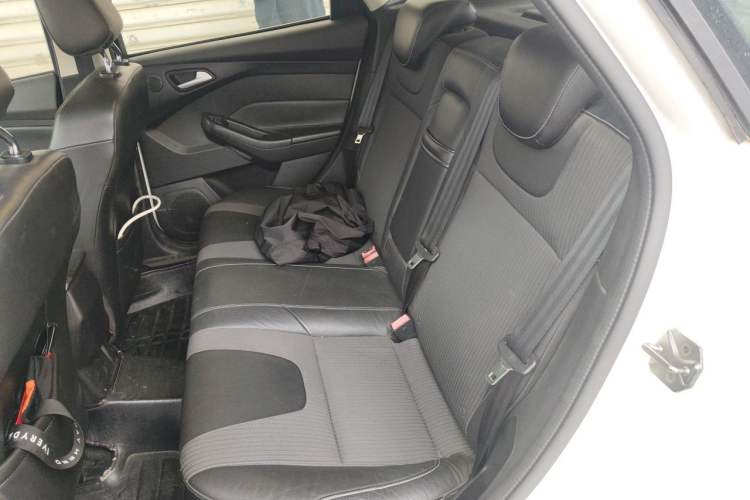 Used Ford Focus 2012 Hatchback 2.0L Manual Luxury Sport Model Left Rear Seat