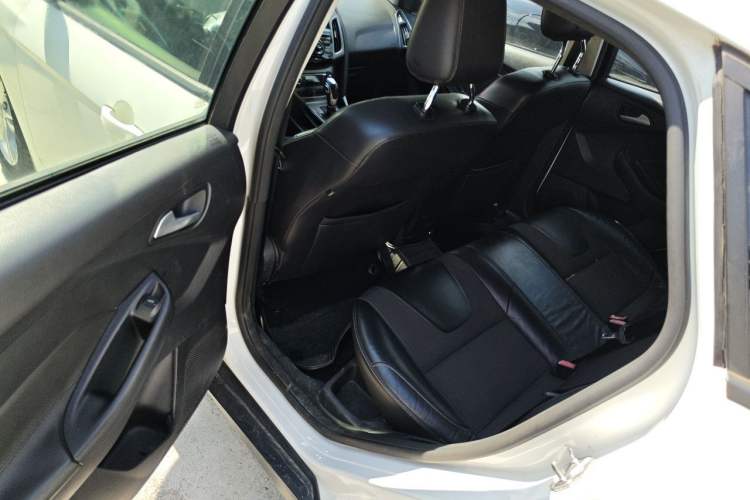 Used Ford Focus 2012 Hatchback 1.6L Automatic Fashion Edition Left Rear Seat