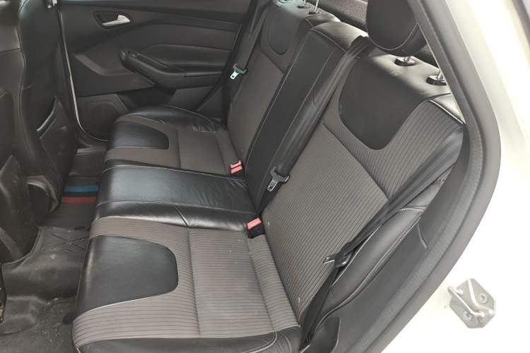 Used Ford Focus 2012 Hatchback 1.6L Automatic Fashion Edition Left Rear Seat