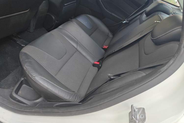 Used Ford Focus 2012 Sedan 1.6L Automatic Fashion Edition Left Rear Seat