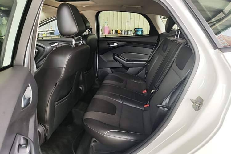 Used Ford Focus 2012 Hatchback 1.6L Automatic Fashion Edition Left Rear Seat