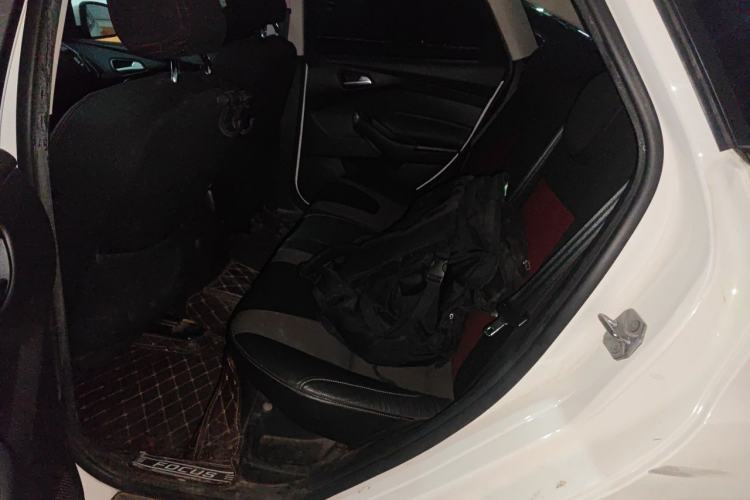 Used Ford Focus 2012 Sedan 1.6L Manual Fashion Edition Left Rear Seat