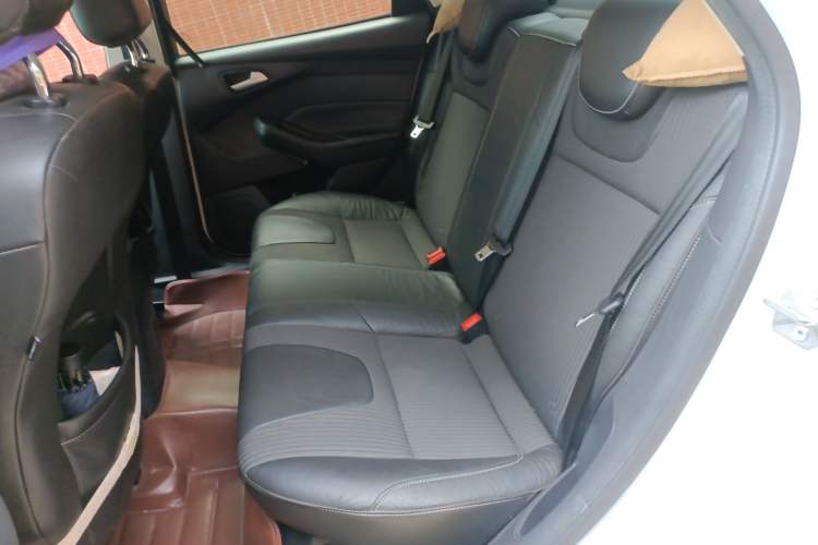 Used Ford Focus 2012 Sedan 1.6L Automatic Fashion Edition Left Rear Seat