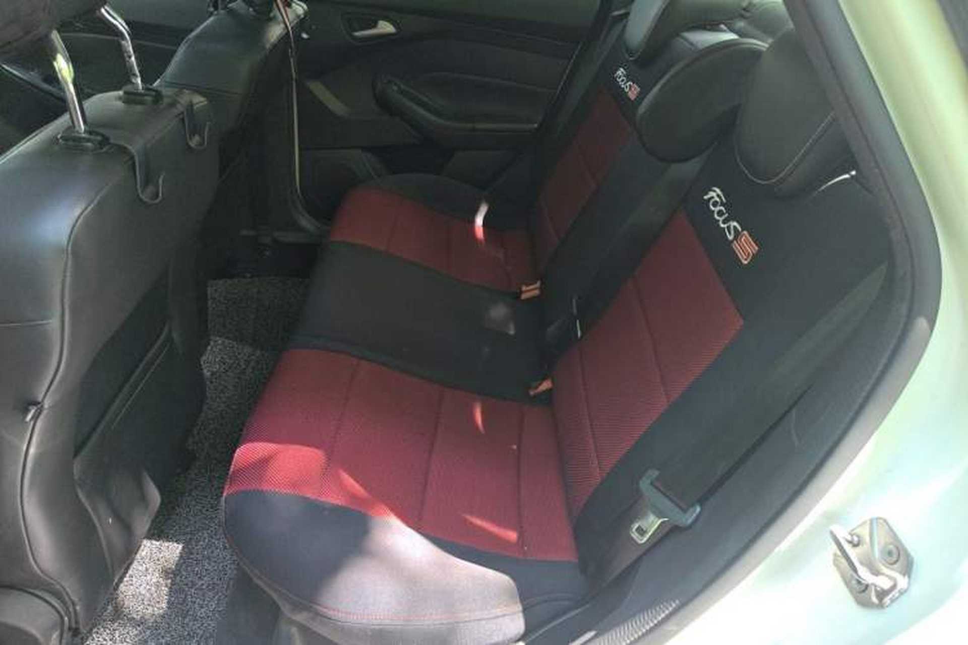 Used Ford Focus 2012 Sedan 1.6L Automatic Fashion Edition Left Rear Seat
