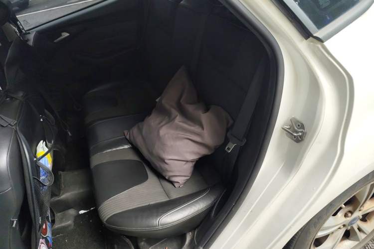 Used Ford Focus 2012 Hatchback 1.6L Automatic Fashion Edition Left Rear Seat