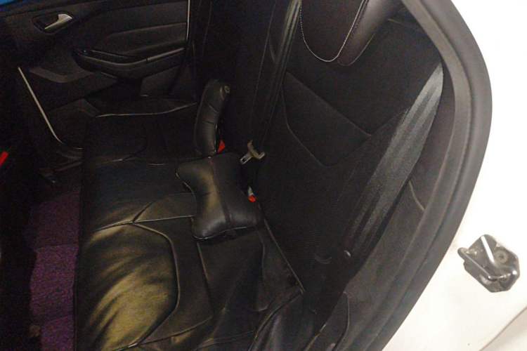 Used Ford Focus 2012 Sedan 1.6L Manual Fashion Edition Left Rear Seat