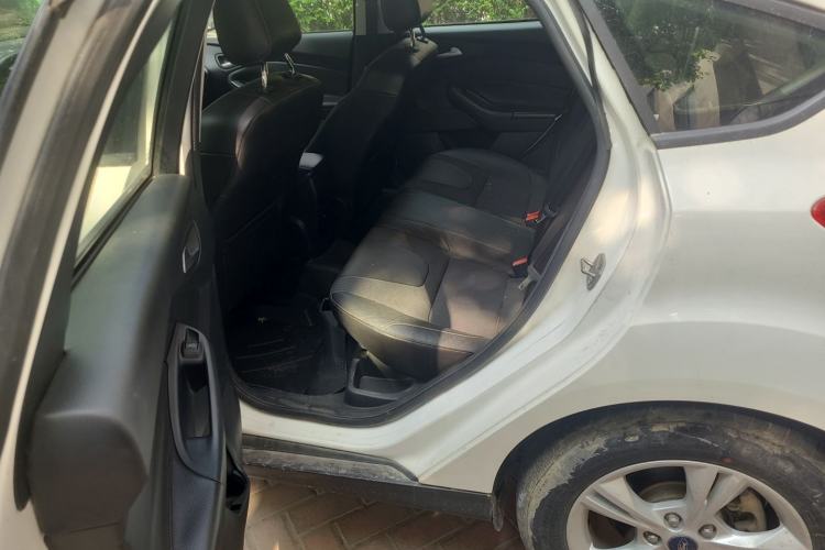 Used Ford Focus 2012 Hatchback 1.6L Automatic Fashion Edition Left Rear Seat