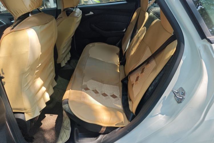 Used Ford Focus 2012 Sedan 1.6L Manual Fashion Edition Left Rear Seat