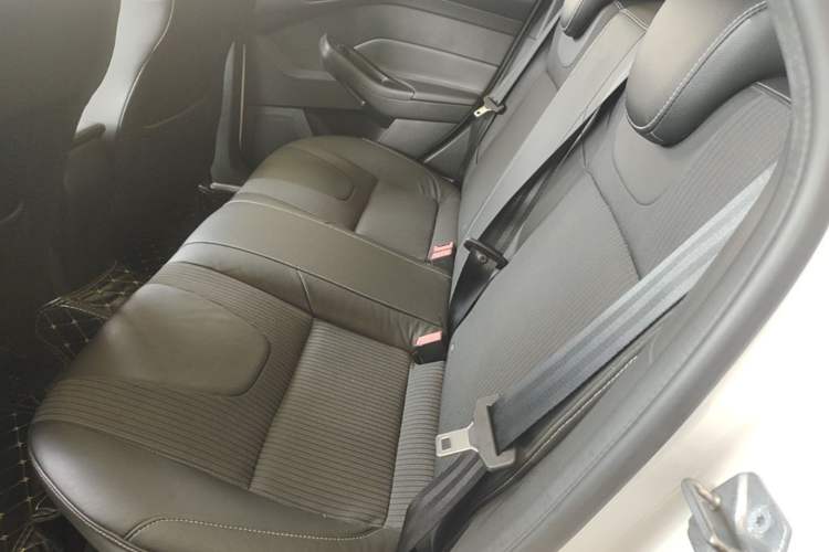 Used Ford Focus 2012 Sedan 1.6L Automatic Fashion Edition Left Rear Seat