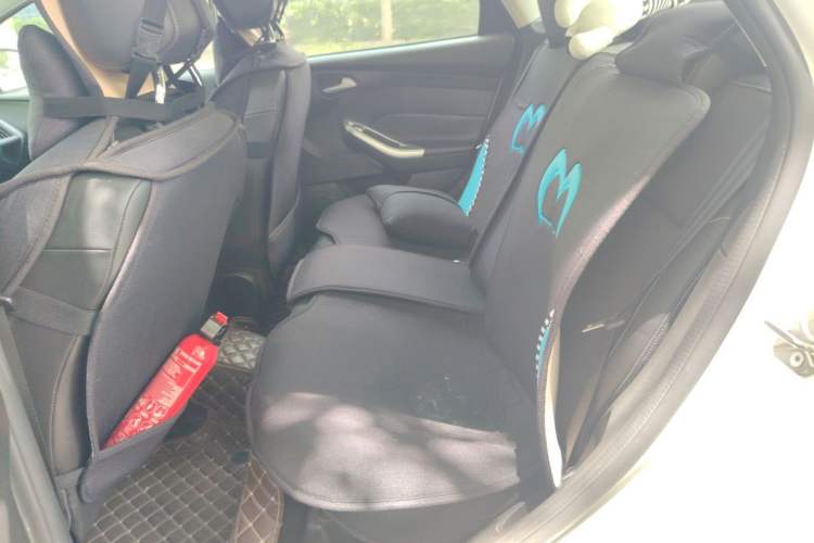 Used Ford Focus 2012 Sedan 1.6L Manual Fashion Edition Left Rear Seat