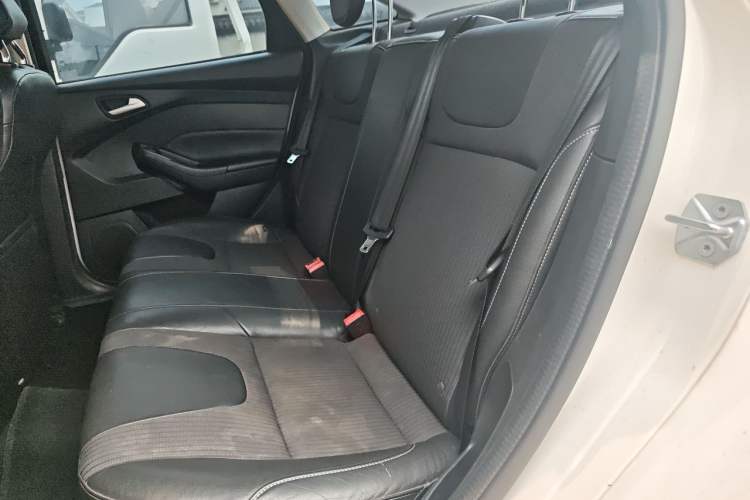 Used Ford Focus 2012 Sedan 1.6L Manual Fashion Edition Left Rear Seat