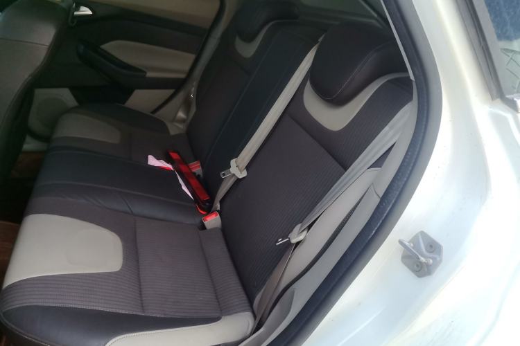 Used Ford Focus 2012 Hatchback 1.6L Manual Fashion Edition Left Rear Seat