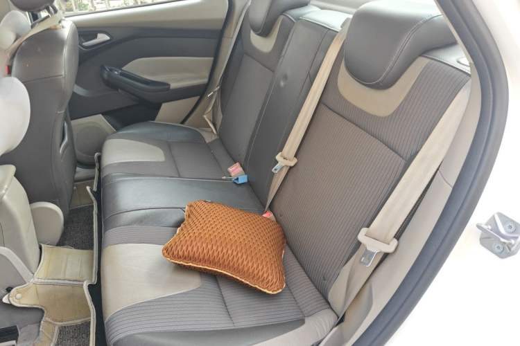 Used Ford Focus 2012 Sedan 1.6L Manual Fashion Edition Left Rear Seat