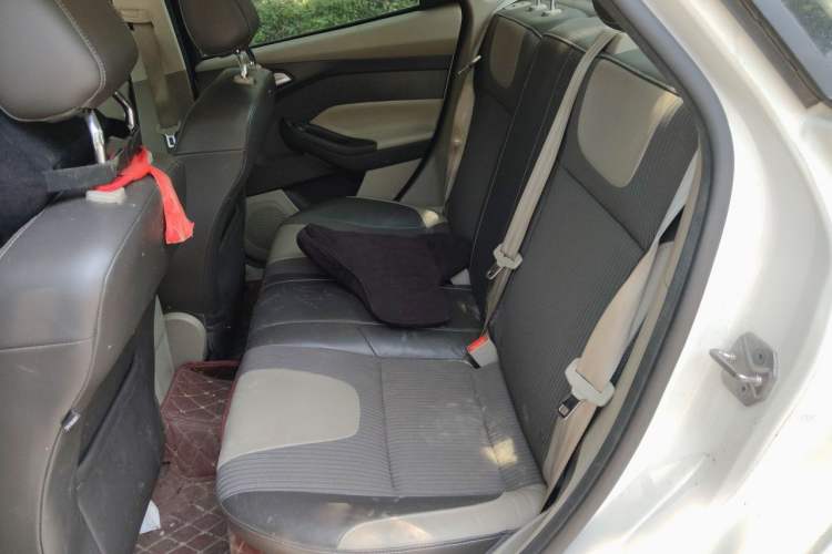 Used Ford Focus 2012 Sedan 1.6L Automatic Fashion Edition Left Rear Seat