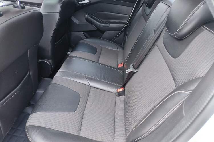 Used Ford Focus 2012 Sedan 1.6L Automatic Fashion Edition Left Rear Seat