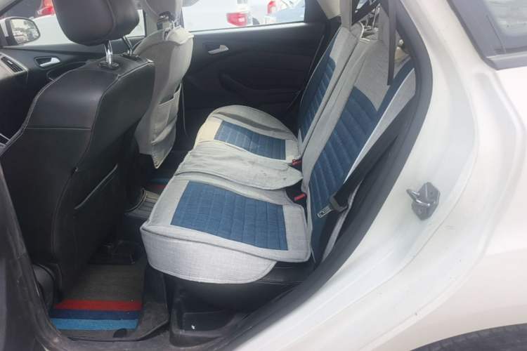 Used Ford Focus 2012 Sedan 1.6L Automatic Fashion Edition Left Rear Seat