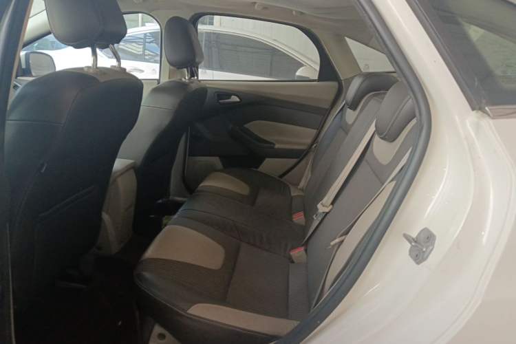 Used Ford Focus 2012 Sedan 1.6L Automatic Fashion Edition Left Rear Seat
