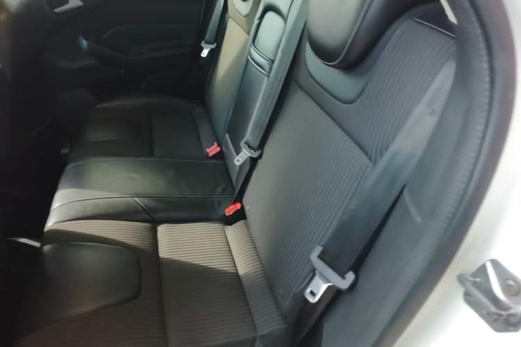 Used Ford Focus 2012 Hatchback 2.0L Automatic Luxury Sport Model Left Rear Seat