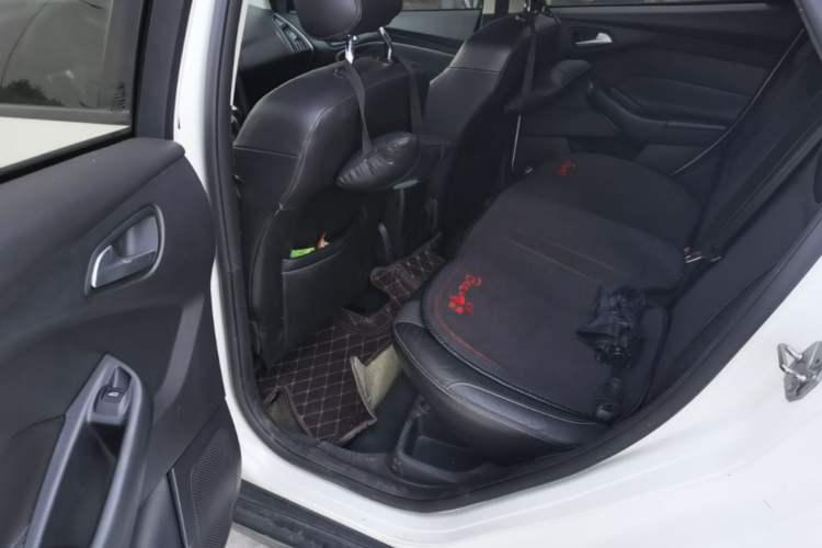 Used Ford Focus 2012 Hatchback 1.6L Automatic Fashion Edition Left Rear Seat