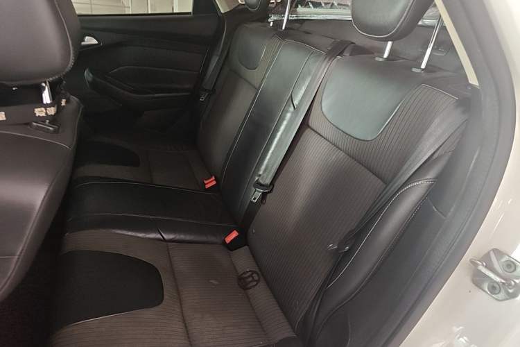 Used Ford Focus 2012 Sedan 1.6L Automatic Fashion Edition Left Rear Seat