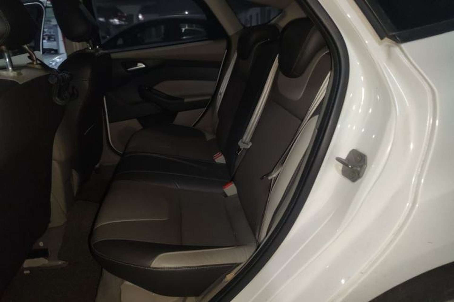 Used Ford Focus 2012 Hatchback 1.6L Automatic Fashion Edition Left Rear Seat
