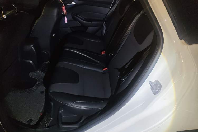Used Ford Focus 2012 Sedan 1.6L Automatic Fashion Edition Left Rear Seat