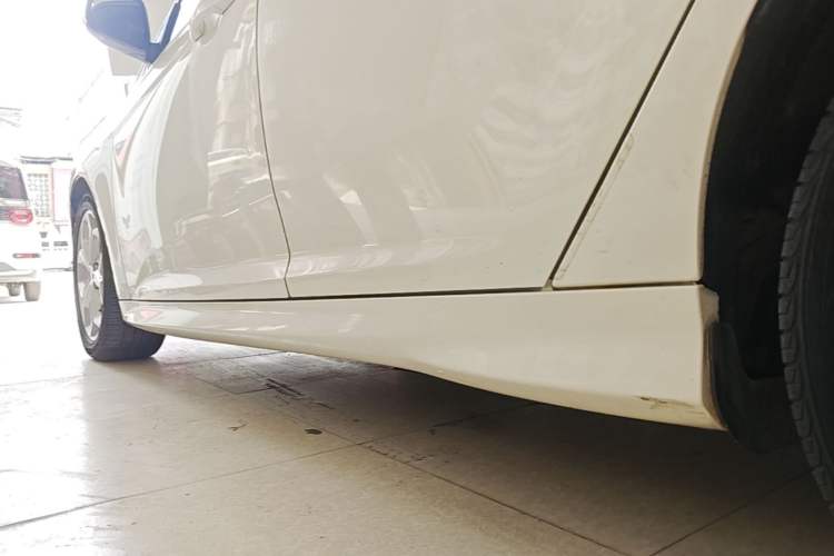 Used Ford Focus 2012 Hatchback 2.0L Automatic Luxury Sport Model Left Side Sill