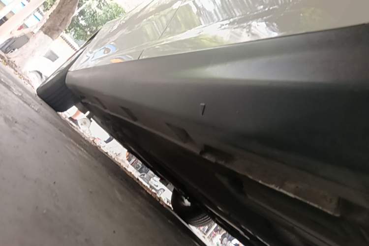 Used Ford Focus 2012 Hatchback 1.6L Automatic Fashion Edition Left Side Sill