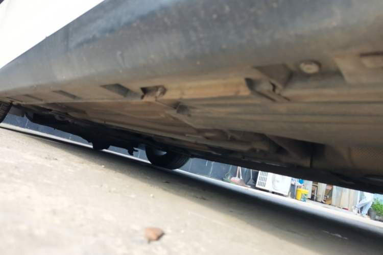 Used Ford Focus 2012 Sedan 1.6L Automatic Fashion Edition Left Side Sill