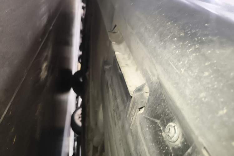 Used Ford Focus 2012 Sedan 1.6L Automatic Fashion Edition Left Side Sill
