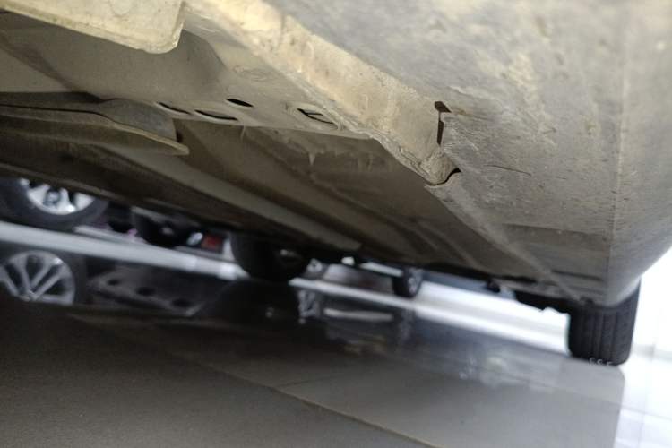Used Ford Focus 2012 Sedan 1.6L Automatic Comfort Model Left Side Sill