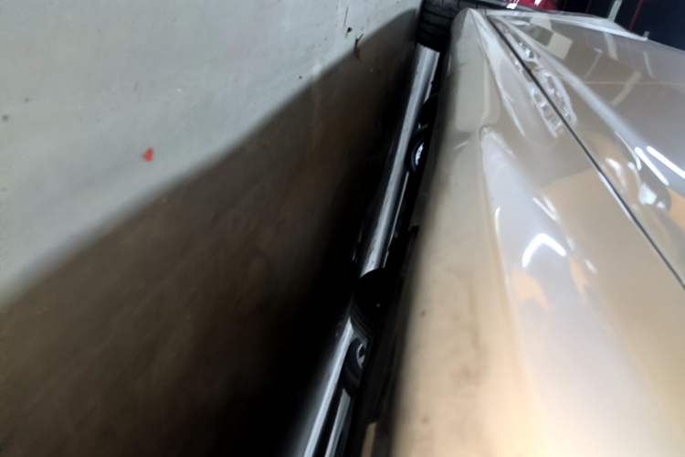 Used Ford Focus 2012 Hatchback 2.0L Manual Luxury Sport Model Left Side Sill