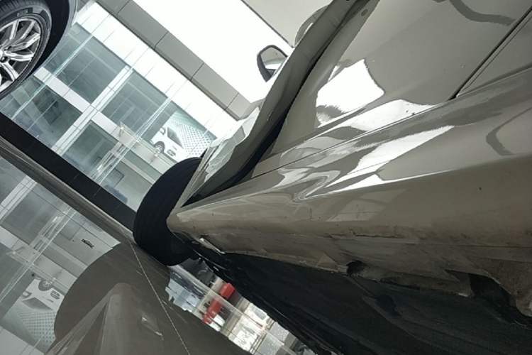 Used Ford Focus 2012 Hatchback 2.0L Automatic Luxury Sport Model Left Side Sill