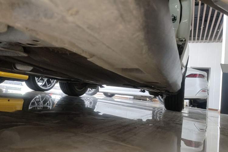 Used Ford Focus 2012 Hatchback 1.6L Automatic Fashion Edition Left Side Sill