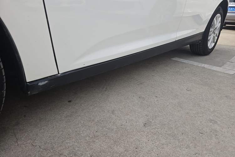 Used Ford Focus 2012 Hatchback 1.6L Automatic Comfort Model Left Side Sill