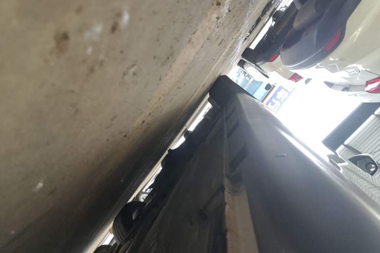 Used Ford Focus 2012 Sedan 1.6L Automatic Fashion Edition Left Side Sill