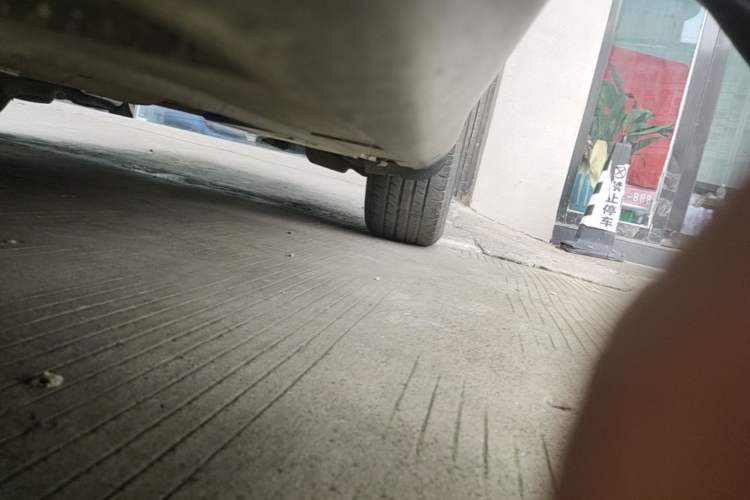 Used Ford Focus 2012 Hatchback 1.6L Automatic Fashion Edition Left Side Sill