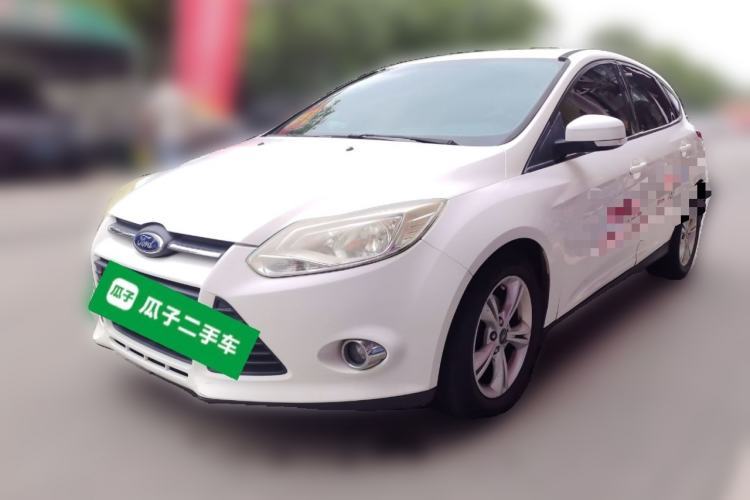Used Ford Focus 2012 Hatchback 1.6L Automatic Fashion Edition Guazi used car, China used car export, Used car for sale, Used cars, Cheapest cars for sale