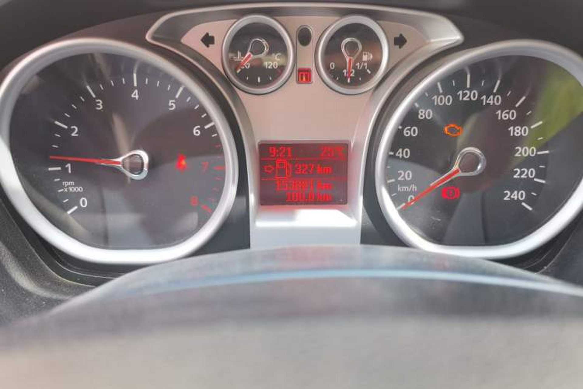 Used Ford Focus 2012 Hatchback Classic 1.8L Manual Base Model Odometer Close Up