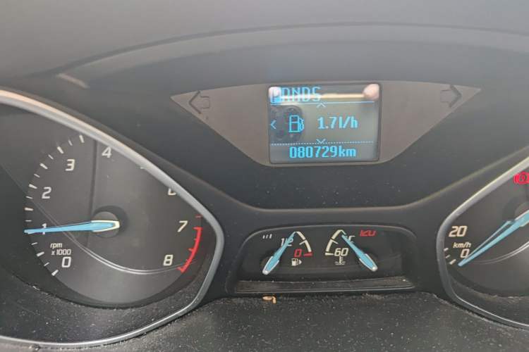 Used Ford Focus 2012 Sedan 1.6L Automatic Fashion Edition Odometer Close Up